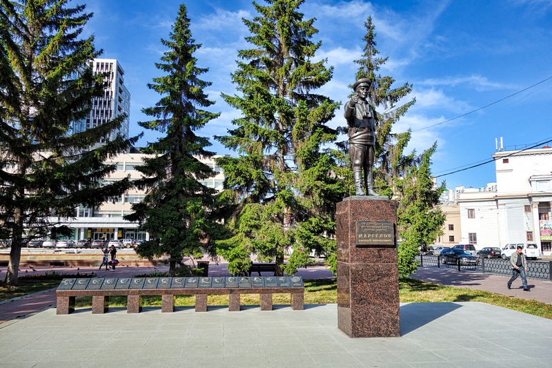 Памятник В. Ф. Маргелову (2011 год)