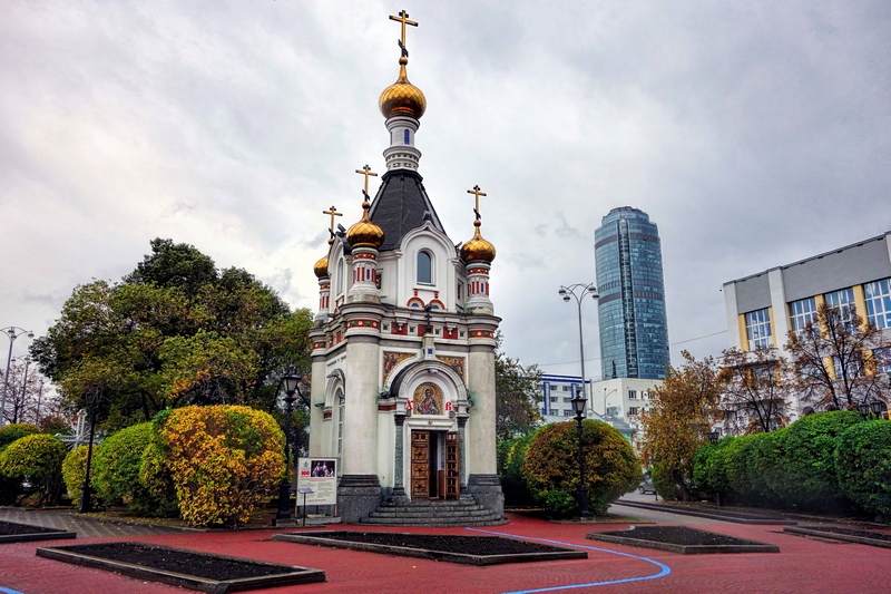 Часовня на месте Екатерининского собора