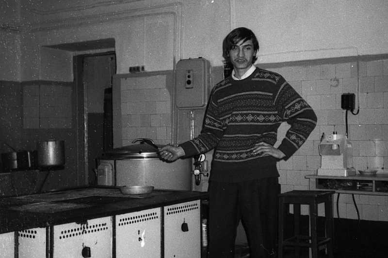 1993 г. Столовка физфака.