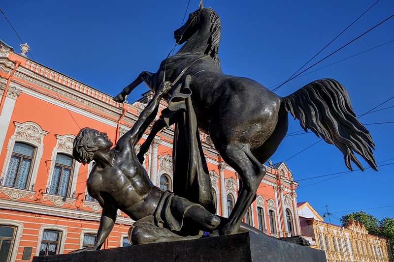 Аничков мост