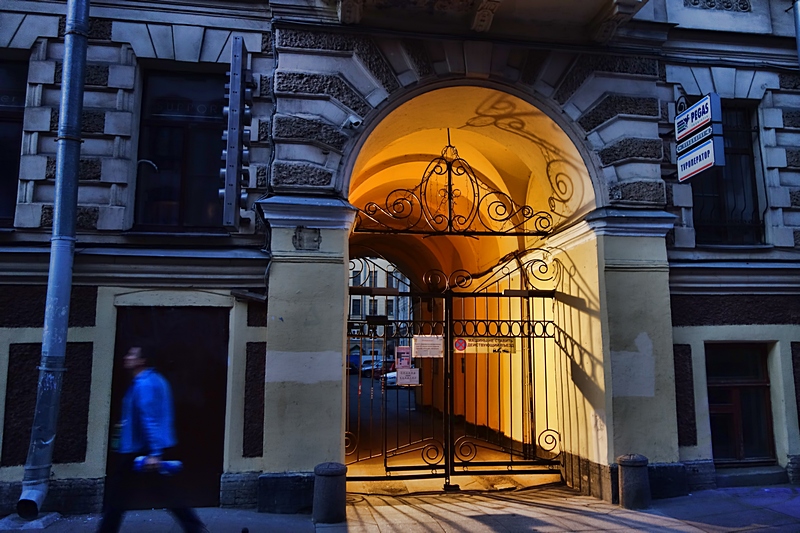 Пушкинская 10