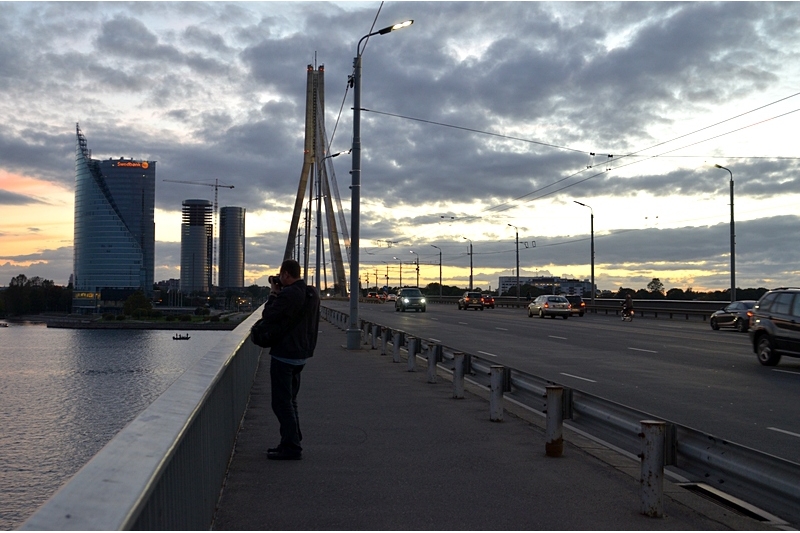 Вантовый мост через Даугаву