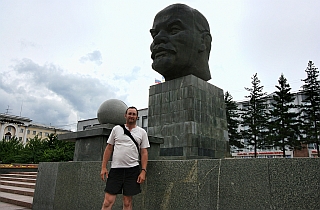 на площади Советов