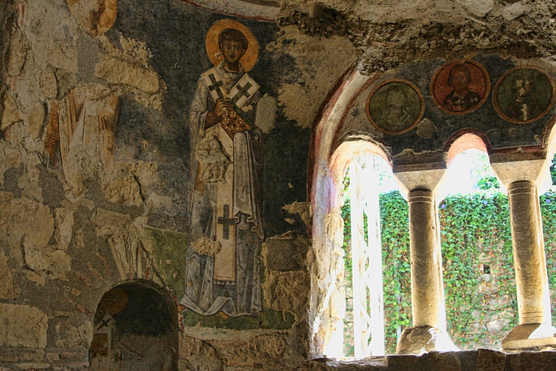 Церковь Святого Николая в Мире
