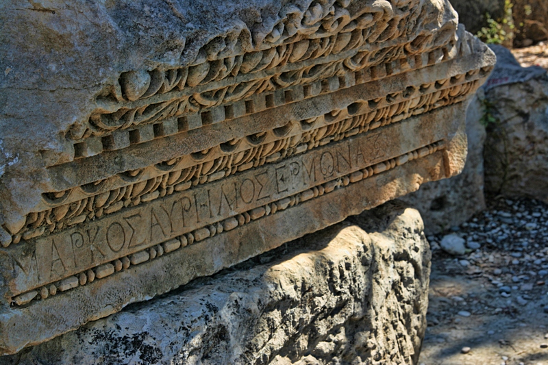 Ликийские скальные гробницы