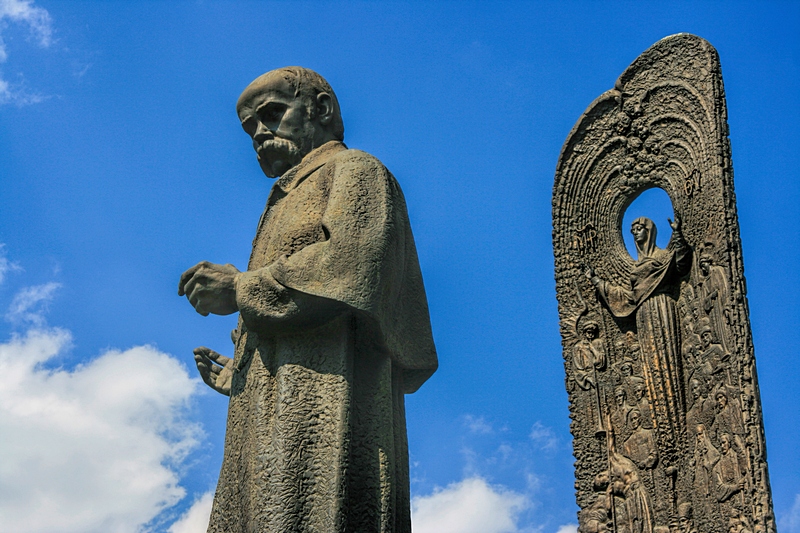 Памятник Шевченко